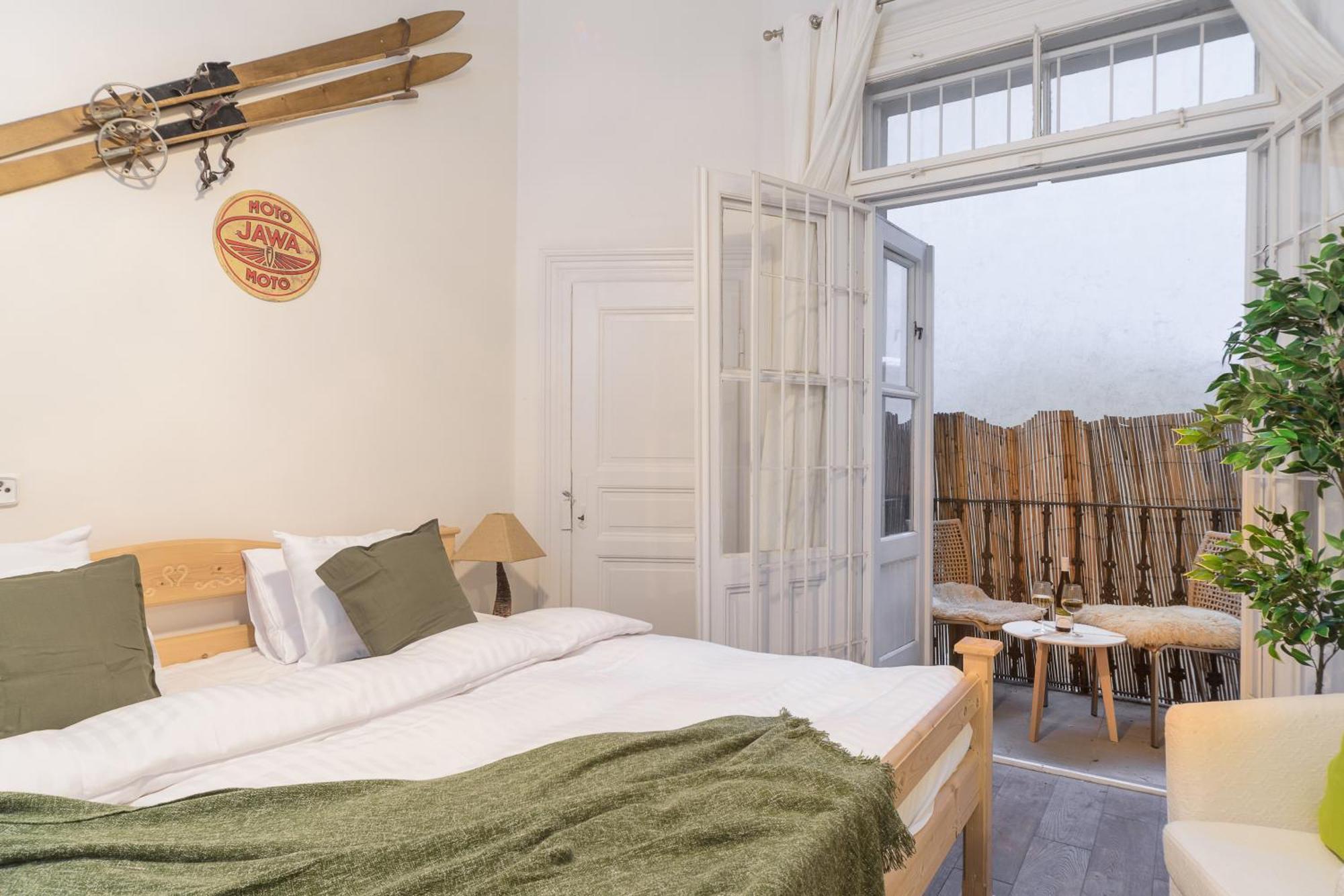 Appartamento Premium Apart With A Balcony Praga Esterno foto