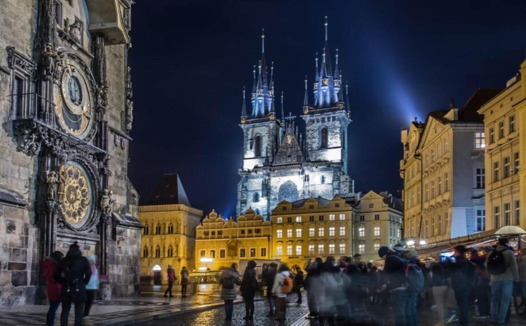 Appartamento Premium Apart With A Balcony Praga Esterno foto