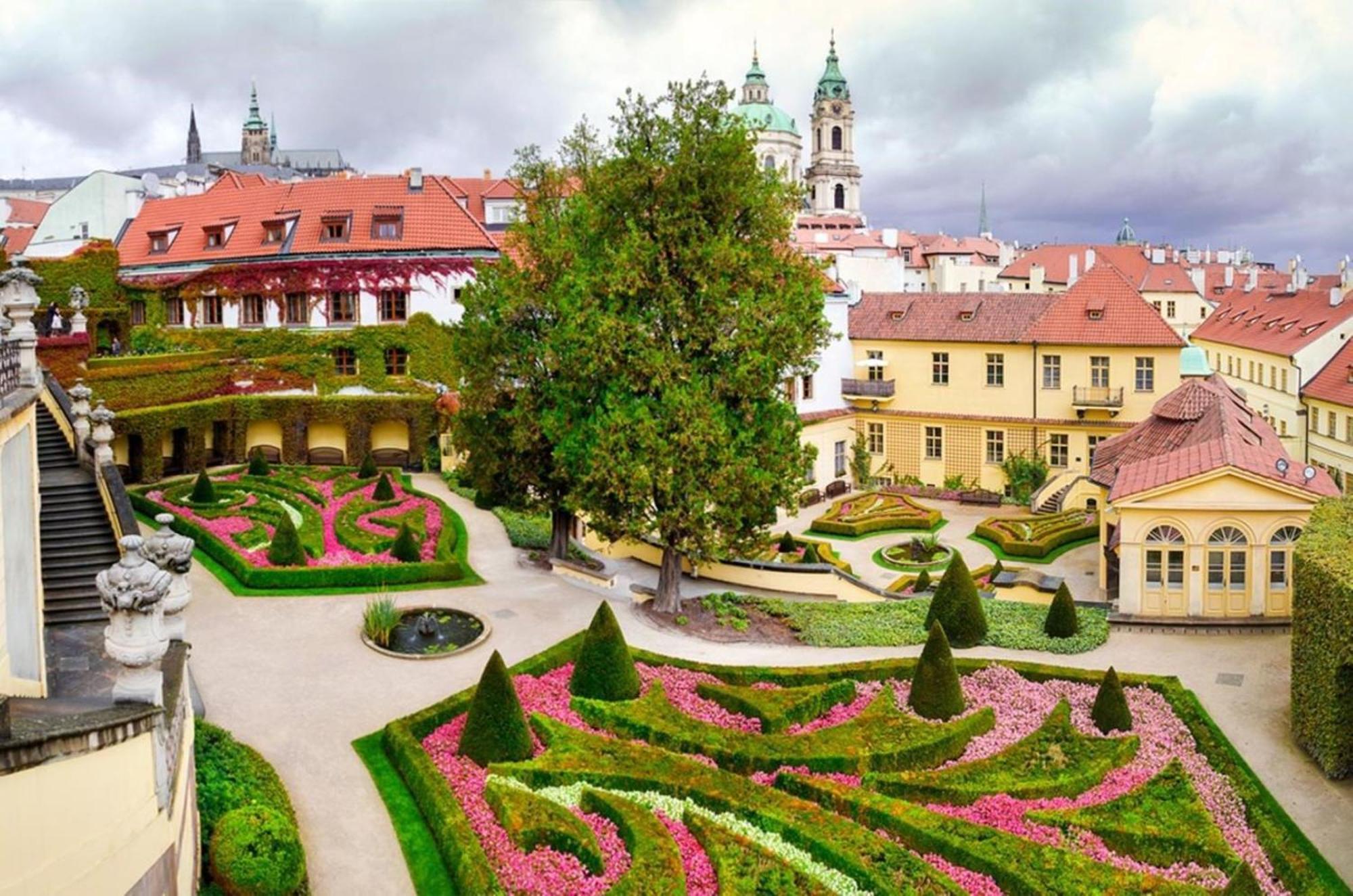 Appartamento Premium Apart With A Balcony Praga Esterno foto